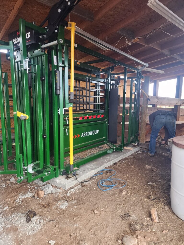 Arrowquip with crash gate
